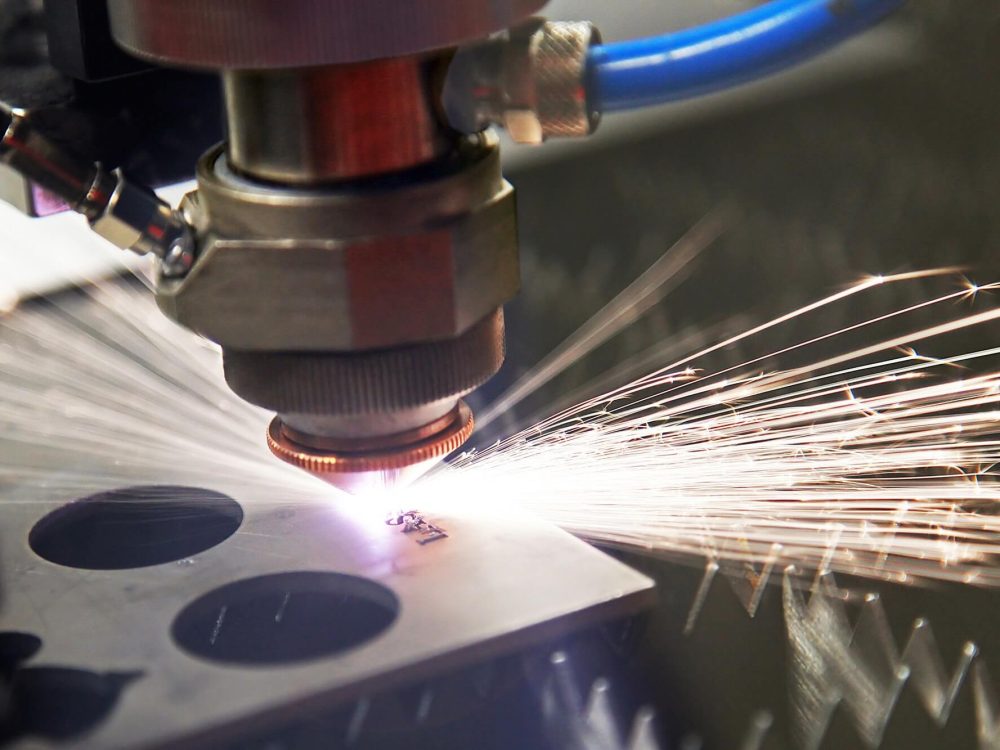 cutting-steel-with-a-laser-1.jpg cutting-steel-with-a-laser-1.jpg